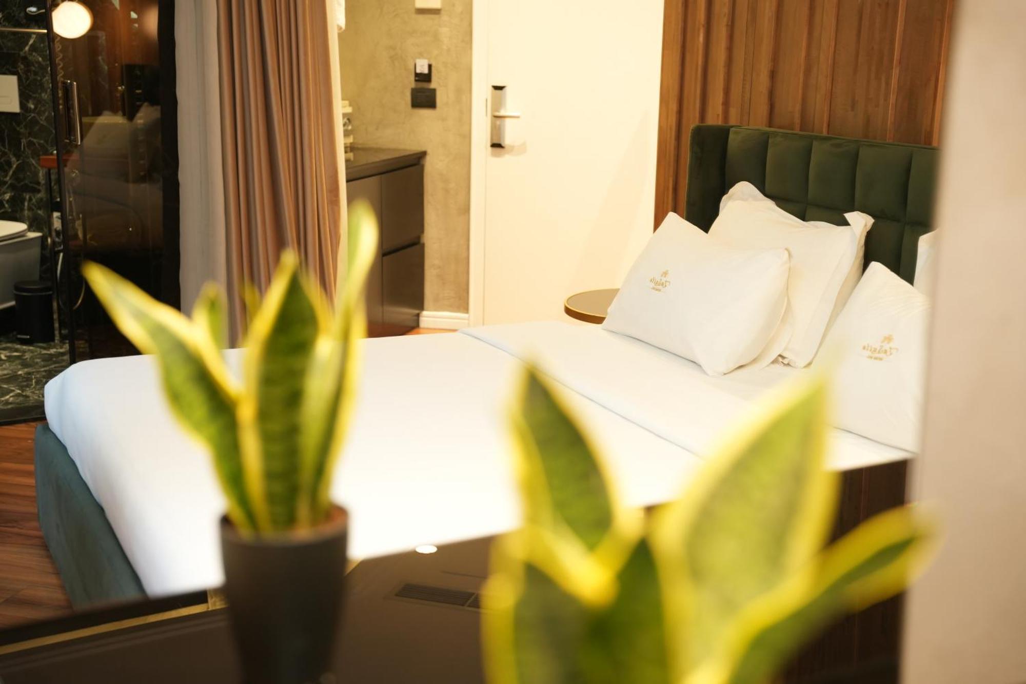 La Suite Boutique Hotel Tirana Zewnętrze zdjęcie