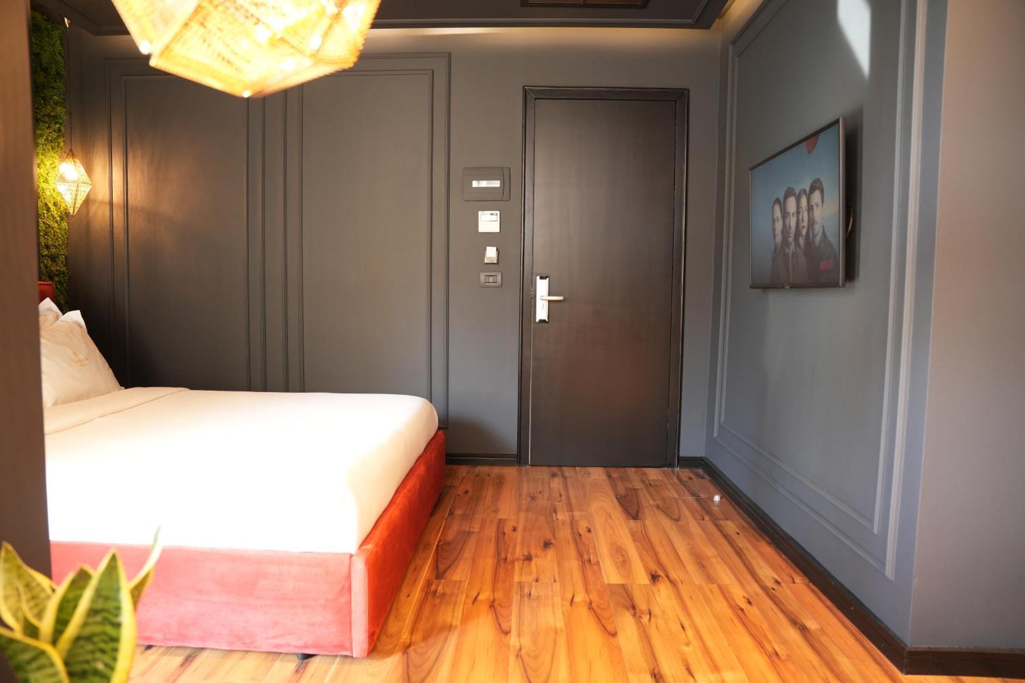 La Suite Boutique Hotel Tirana Zewnętrze zdjęcie