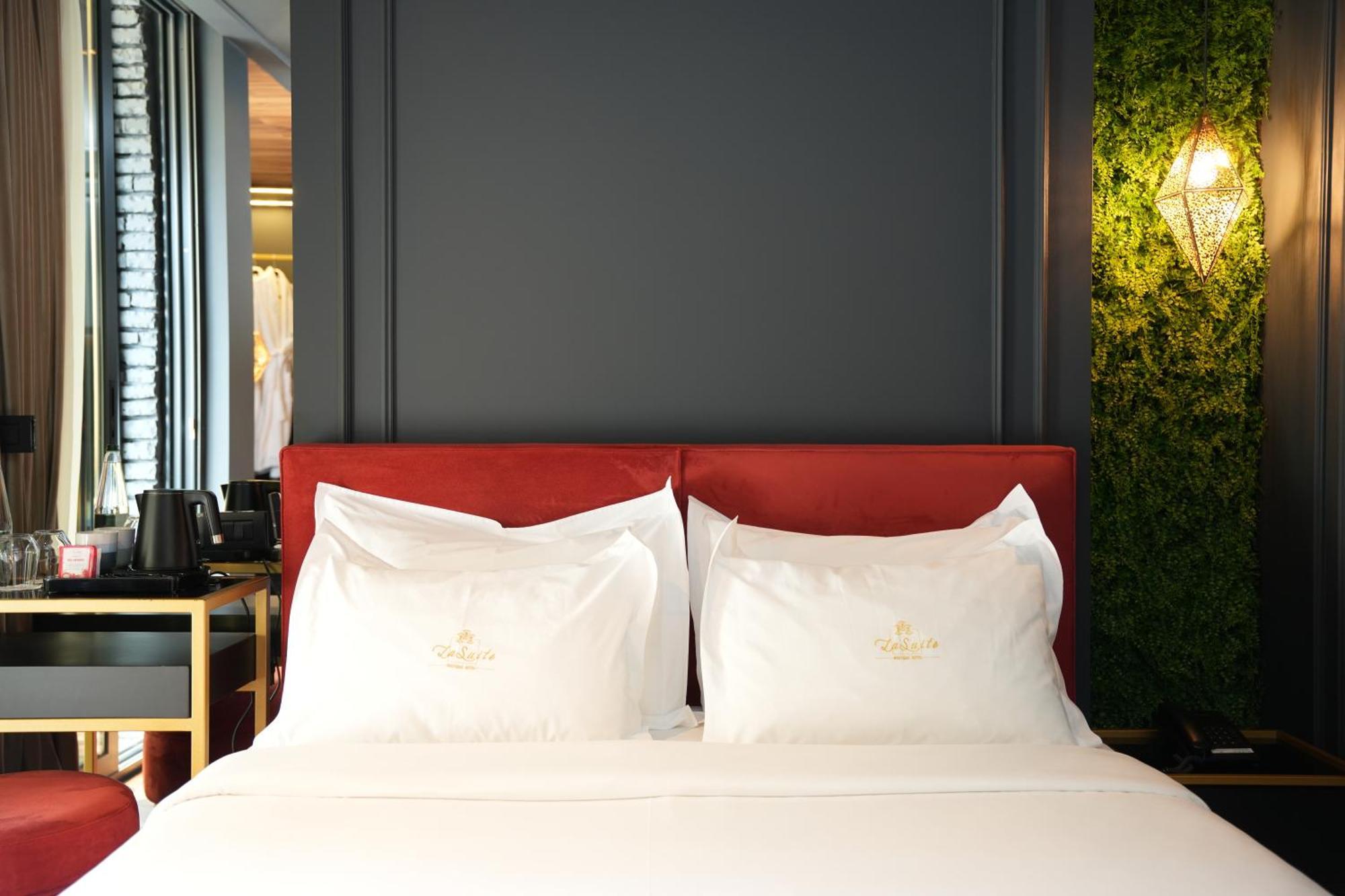 La Suite Boutique Hotel Tirana Zewnętrze zdjęcie